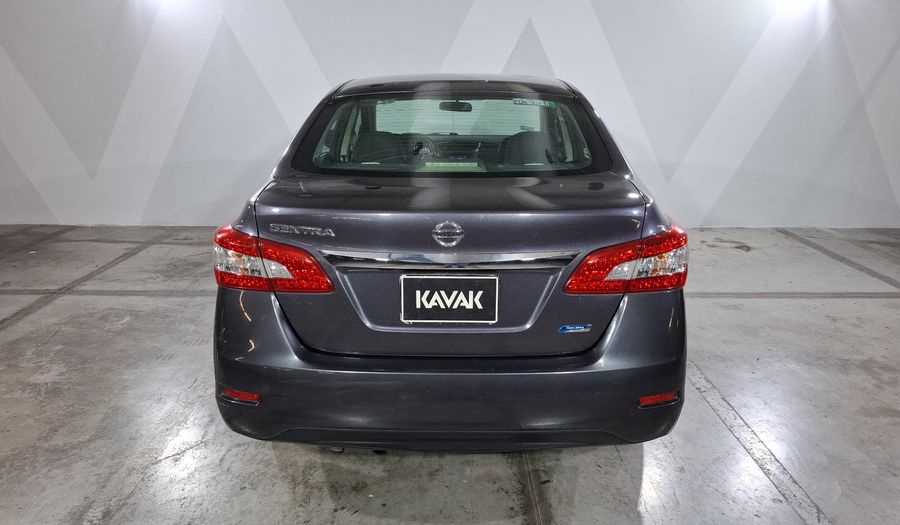 Nissan Sentra 1.8 EXCLUSIVE NAVI CVT Sedan 2013