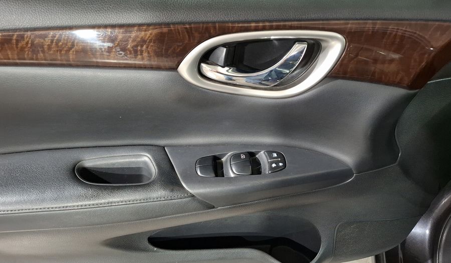 Nissan Sentra 1.8 EXCLUSIVE NAVI CVT Sedan 2013