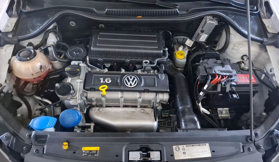 Volkswagen Polo 1.6 COMFORTLINE PLUS AUTO Hatchback 2020