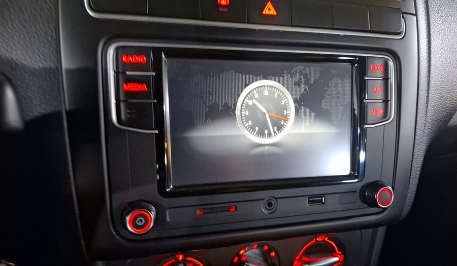 Volkswagen Polo 1.6 COMFORTLINE PLUS AUTO Hatchback 2020