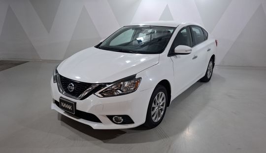 Nissan • Sentra