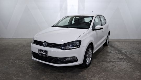 Volkswagen • Polo