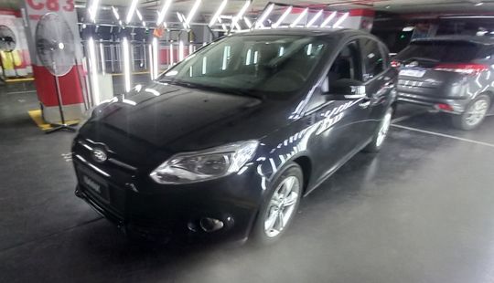 Ford • Focus III