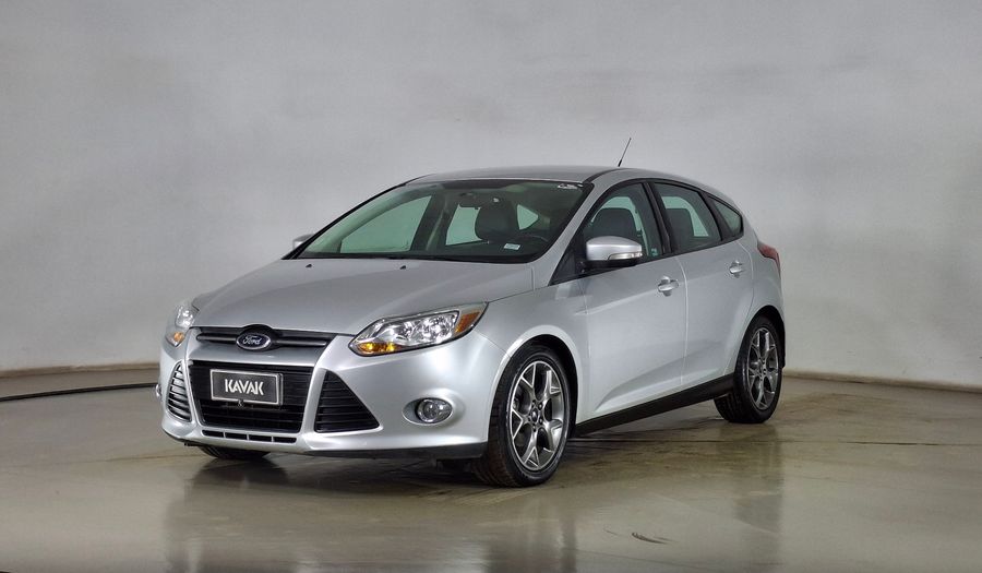 Ford Focus 2.0 SE POWER SHIFT Hatchback 2014