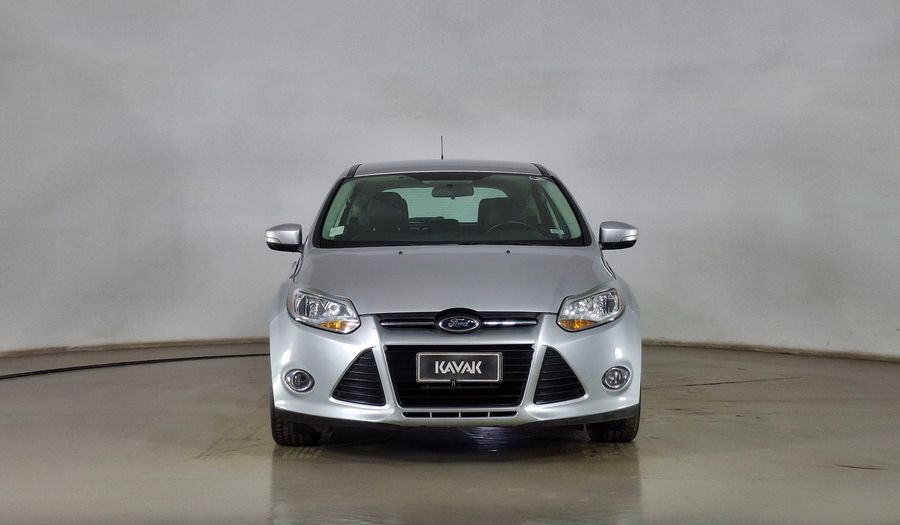 Ford Focus 2.0 SE POWER SHIFT Hatchback 2014