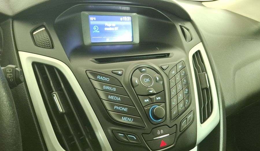 Ford Focus 2.0 SE POWER SHIFT Hatchback 2014