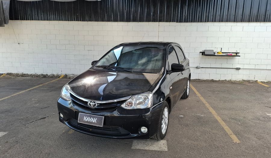 Toyota Etios 1.5 XLS Hatchback 2014