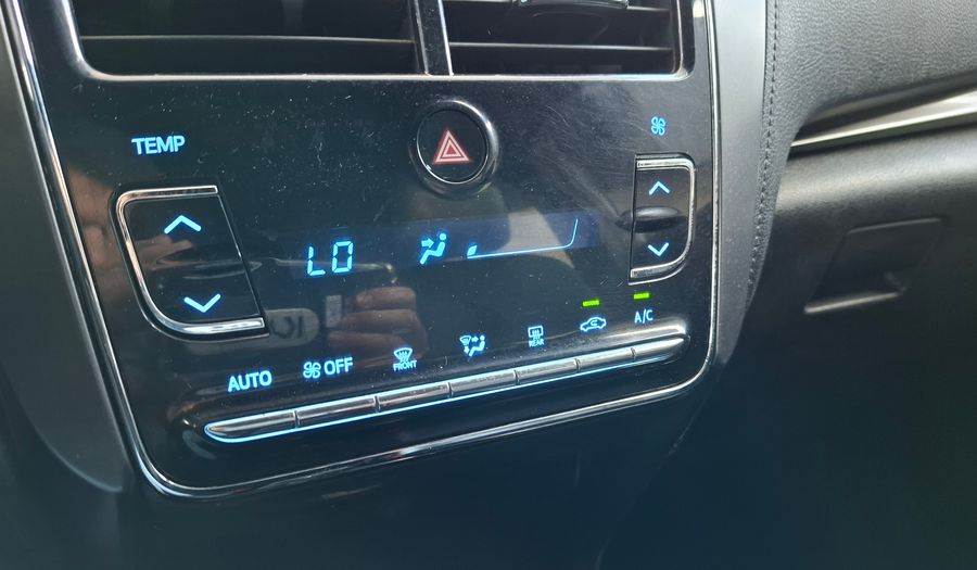 Toyota Yaris 1.5 XLS CVT Hatchback 2022