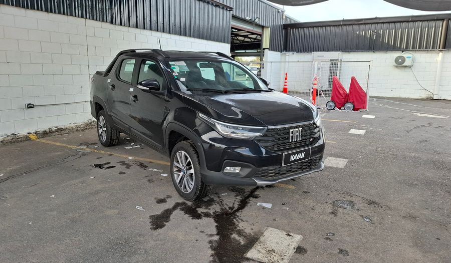 Fiat Strada 1.3 CABINA DOBLE VOLCANO CVT Pickup 2025