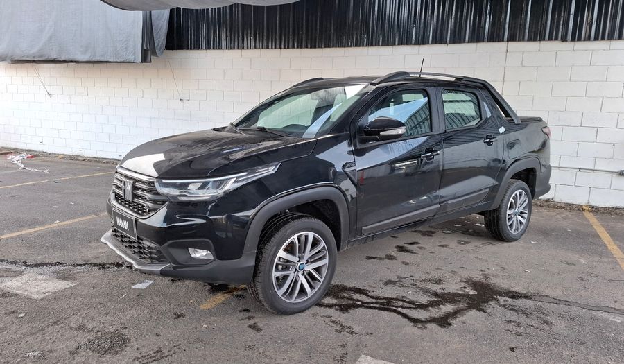 Fiat Strada 1.3 CABINA DOBLE VOLCANO CVT Pickup 2025