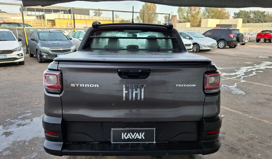 Fiat Strada 1.3 CABINA DOBLE FREEDOM Pickup 2025