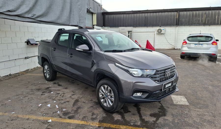 Fiat Strada 1.3 CABINA DOBLE FREEDOM Pickup 2025