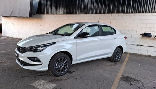Fiat • Cronos