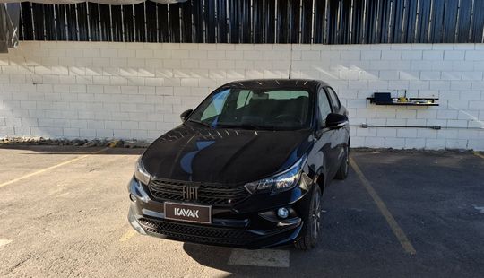 Fiat • Cronos