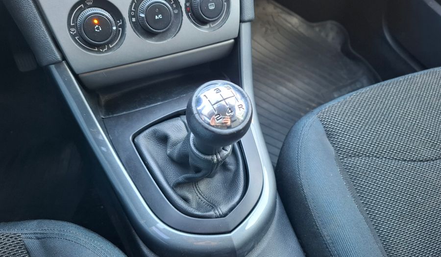 Peugeot 408 1.6 HDI 8V ALLURE Sedan 2013