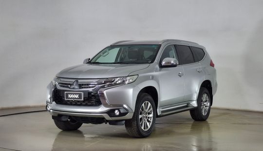 Mitsubishi • Montero Sport