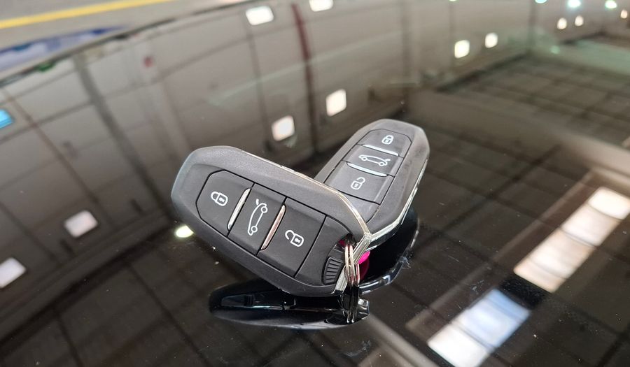Peugeot 208 1.6L ALLURE TIPTRONIC Hatchback 2021