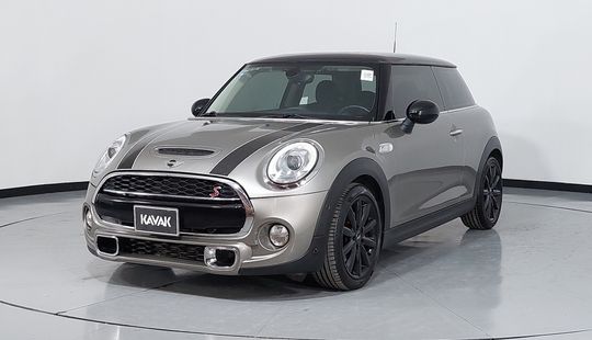 Mini • Cooper S
