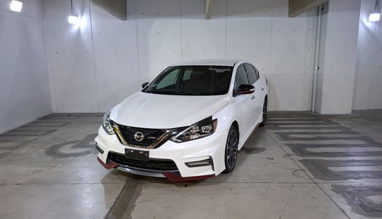 Nissan • Sentra