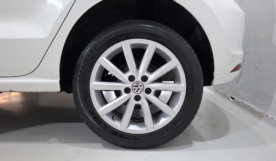 Volkswagen Polo 1.6 SOUND AUTO Hatchback 2020