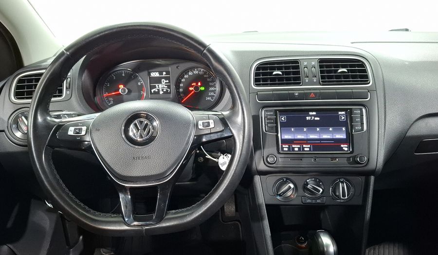 Volkswagen Polo 1.6 SOUND AUTO Hatchback 2020