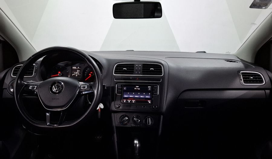 Volkswagen Polo 1.6 SOUND AUTO Hatchback 2020