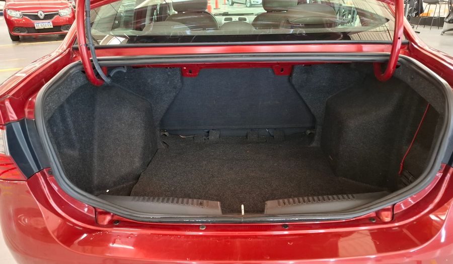 Fiat Grand Siena 1.6 16V ESSENCE DUALOGIC Sedan 2013