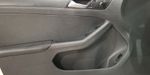 Volkswagen Jetta 2.5 TRENDLINE TIP. Sedan 2017