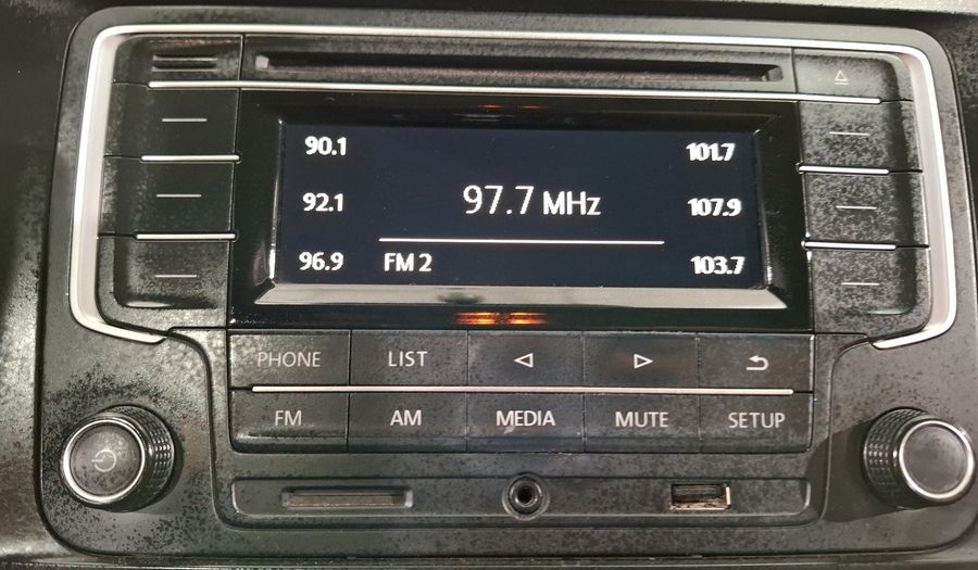 Volkswagen Jetta 2.5 TRENDLINE TIP. Sedan 2017