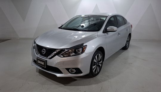 Nissan • Sentra
