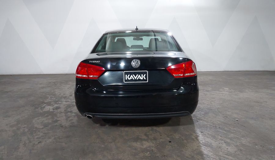 Volkswagen Passat 2.5 HIGHLINE TIPTRONIC Sedan 2015