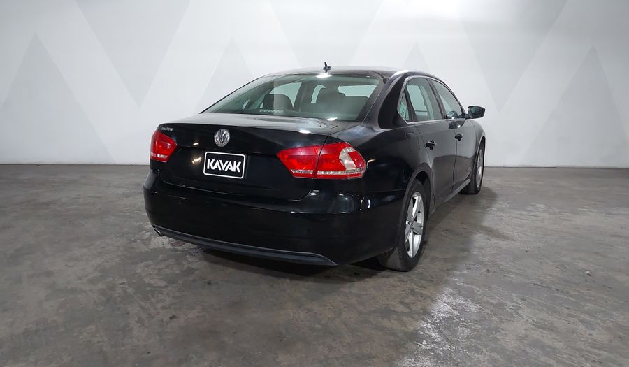 Volkswagen Passat 2.5 HIGHLINE TIPTRONIC Sedan 2015