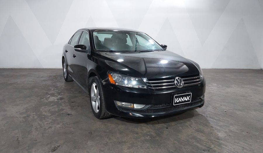 Volkswagen Passat 2.5 HIGHLINE TIPTRONIC Sedan 2015