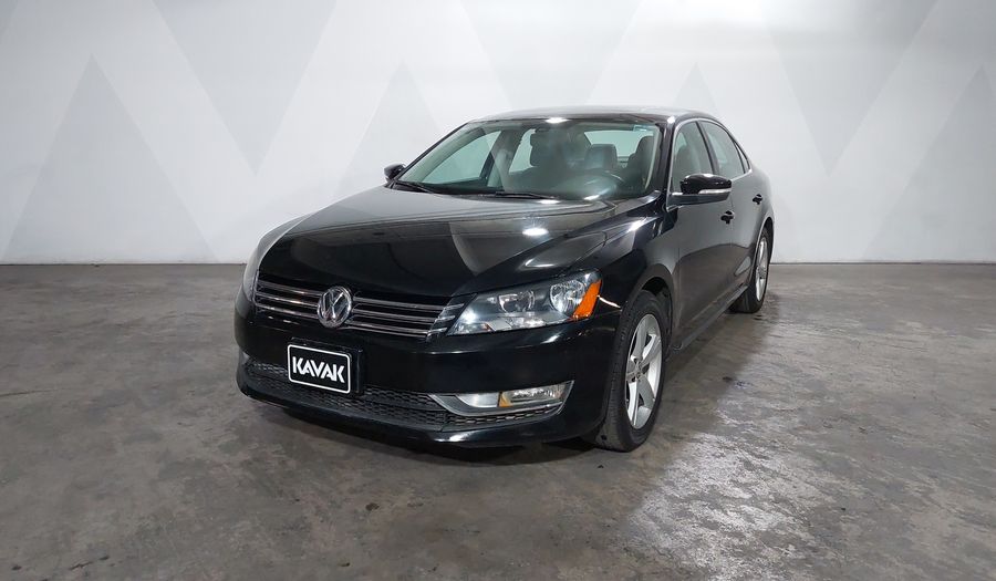 Volkswagen Passat 2.5 HIGHLINE TIPTRONIC Sedan 2015