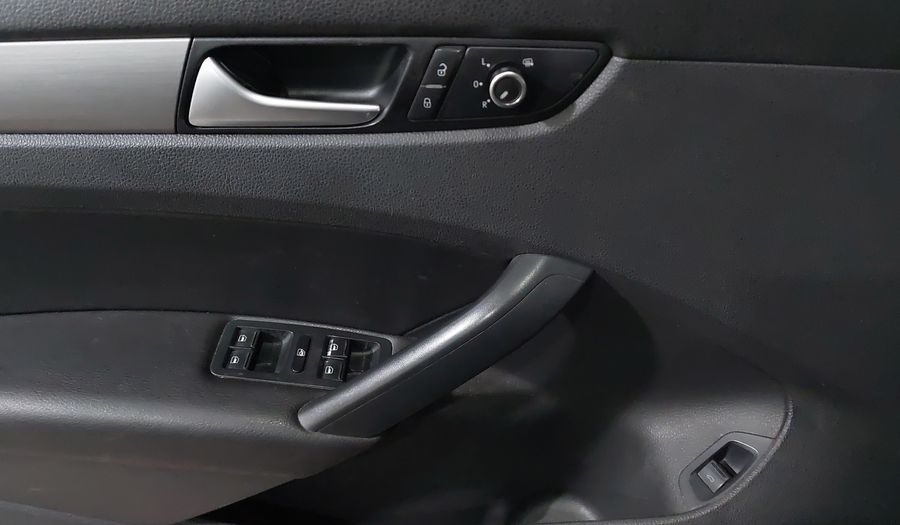 Volkswagen Passat 2.5 HIGHLINE TIPTRONIC Sedan 2015