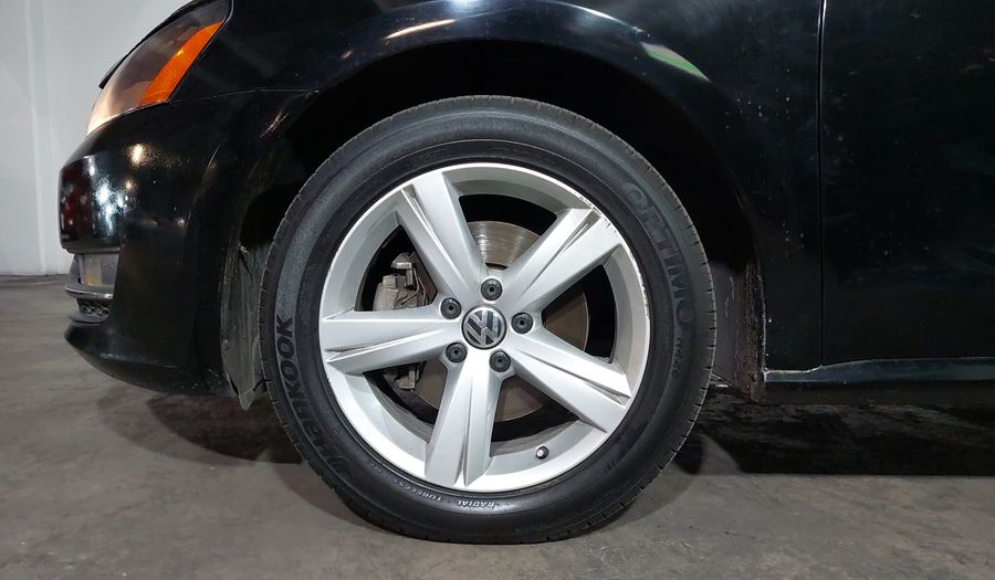 Volkswagen Passat 2.5 HIGHLINE TIPTRONIC Sedan 2015
