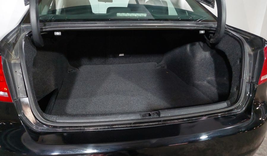 Volkswagen Passat 2.5 HIGHLINE TIPTRONIC Sedan 2015