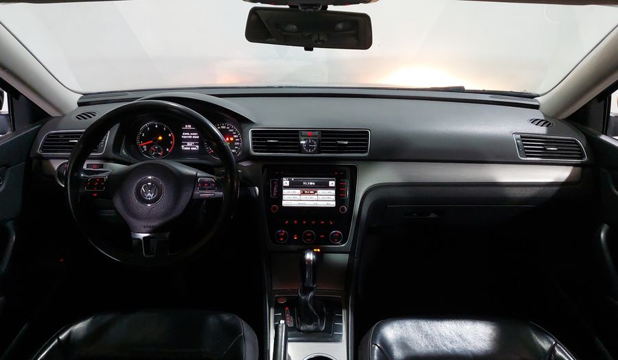 Volkswagen Passat 2.5 HIGHLINE TIPTRONIC Sedan 2015