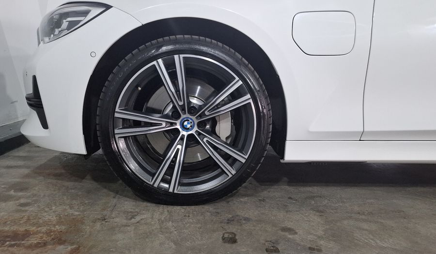 Bmw Serie 3 2.0 330E PHEV AUTO Sedan 2022