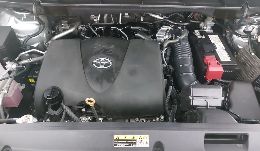 Toyota Highlander 3.5 LE AUTO Suv 2022
