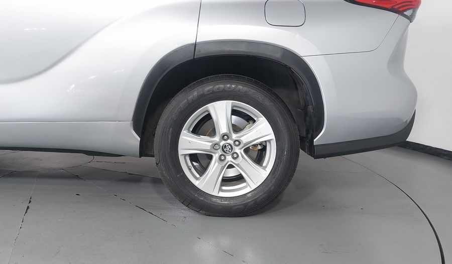 Toyota Highlander 3.5 LE AUTO Suv 2022