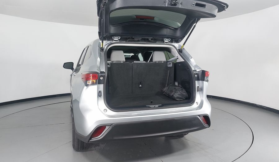 Toyota Highlander 3.5 LE AUTO Suv 2022