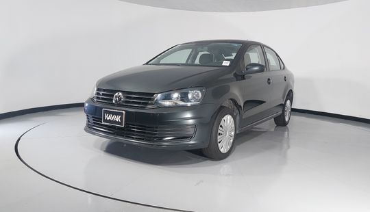 2020 • 52,000 km • Manual