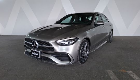 Mercedes Benz • Clase C