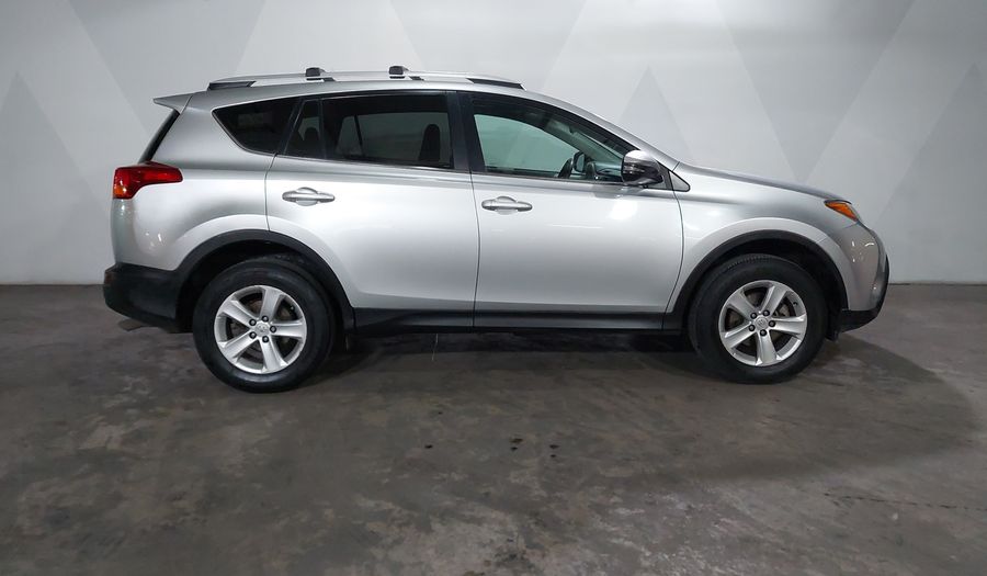 Toyota Rav4 2.5 XLE AT Suv 2013