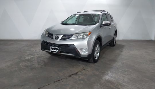 Toyota • RAV4