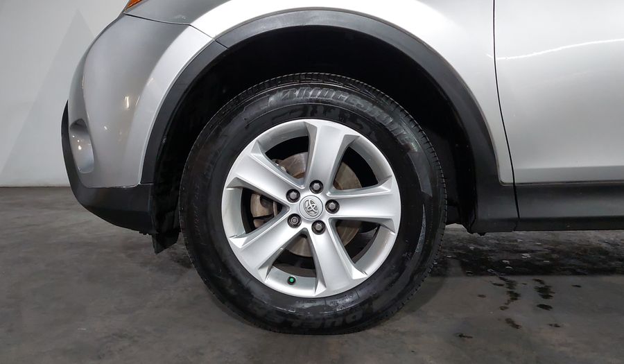 Toyota Rav4 2.5 XLE AT Suv 2013