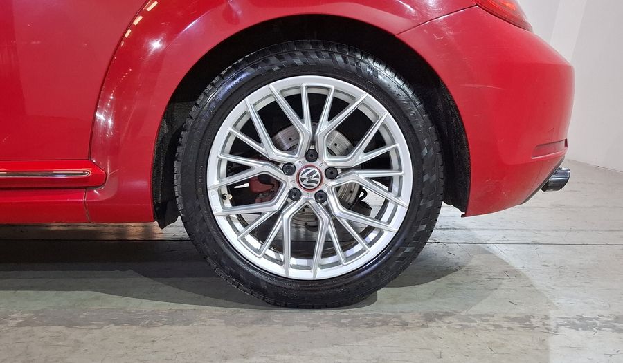 Volkswagen Beetle 2.5 SPORT TIPTRONIC Hatchback 2013