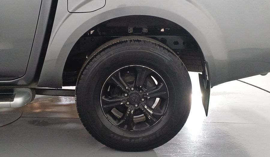 Nissan Np300 2.5 LE TM AC Pickup 2017