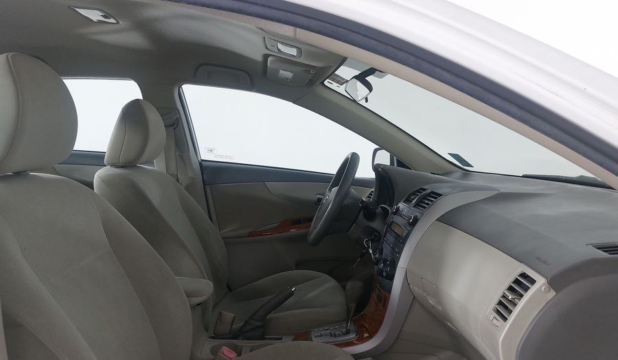 Toyota Corolla 1.8 XLE AT Sedan 2010